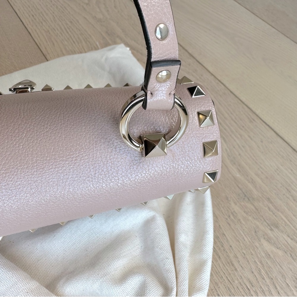 🆕 Authentic Valentino Garavani Light Pink Leather Rockstud Small Shoulder Bag - Picture 12 of 17